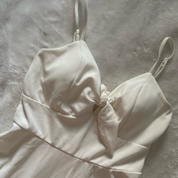 White Dress - Picture 2 of 4